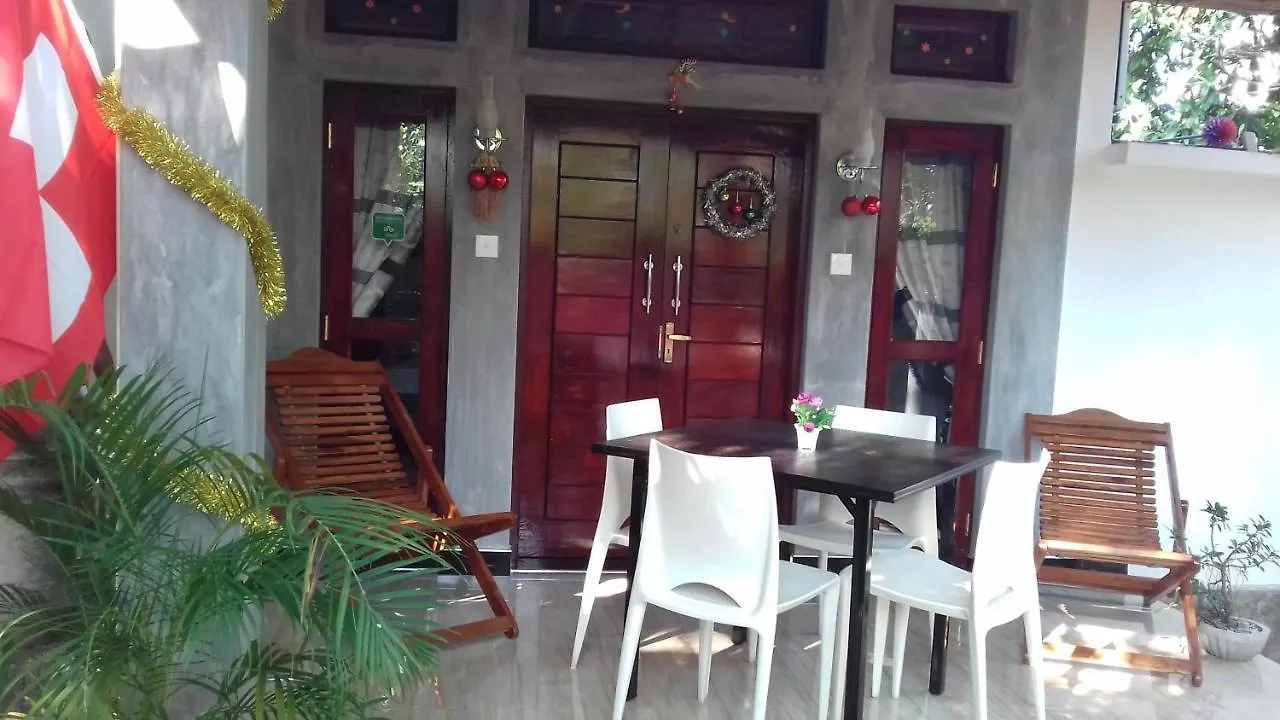 Affittacamere The Villa Sun Shine Batepola